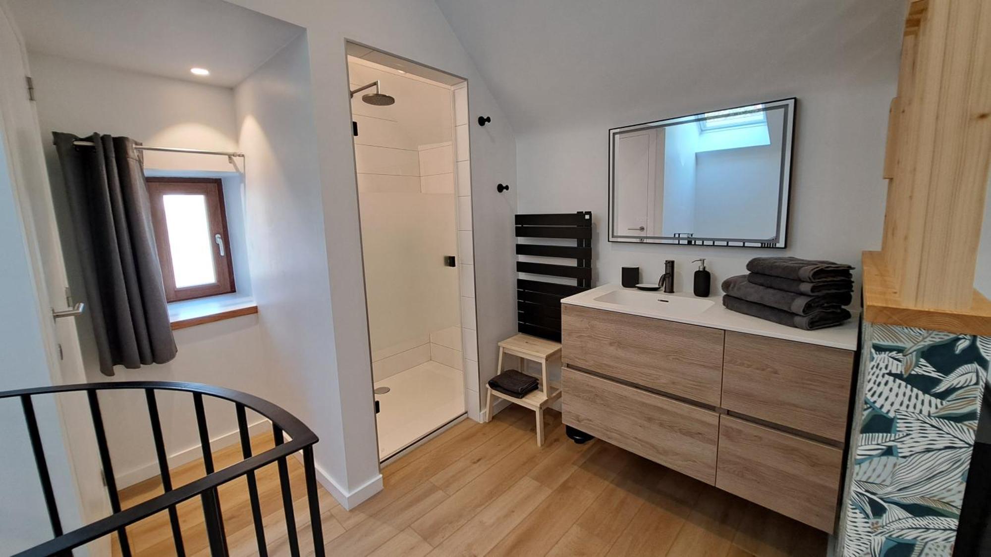 Bulle En Ville Maisonnette De Charme Spa Luaran gambar